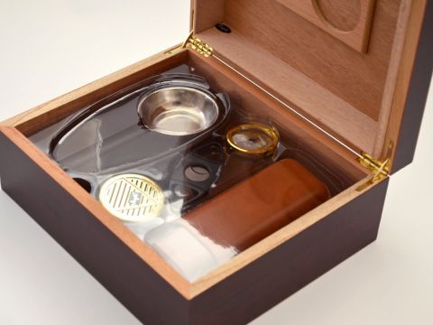 920290-humidor-machon-cedr-box-set-cigars (3).JPG