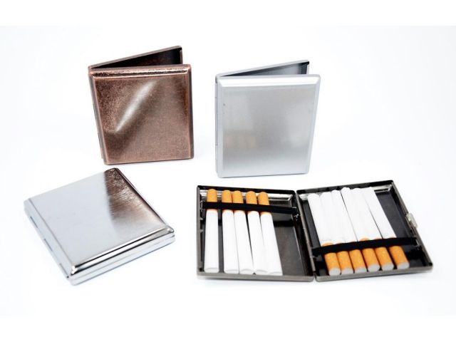 04111 papierośnice-metalowe-4-kolory-wzory-na-18-papierosów-KS.jpg