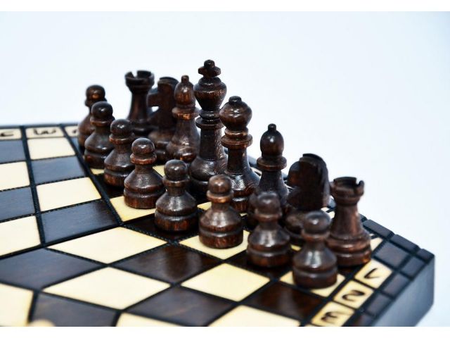 3164 szachy-pionki-czarne-Madoń.jpg
