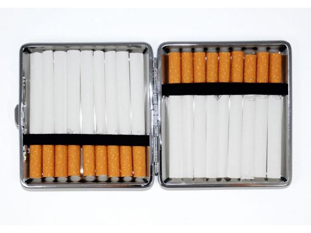 0410626 papierośnica-metalowa-PVC-na-18 papierosów-Standard-gumki-przytrzymujące-w-środku.jpg