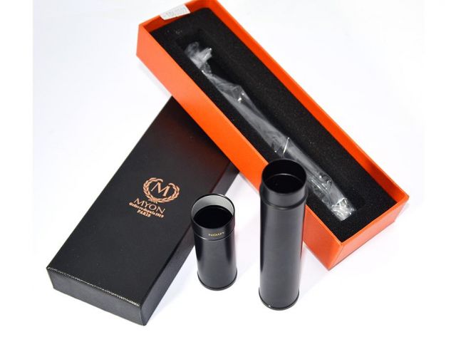 1860302-smoking-tubes-cigars-humidor-metal-black-czarny-schwarz-metalowy-na-jedno-cygaro-for-one-cigar.jpg