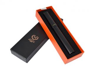 1860302-smoking-tubes-cigars-humidor-metal-black-schwarz-czarny-metalowy.jpg